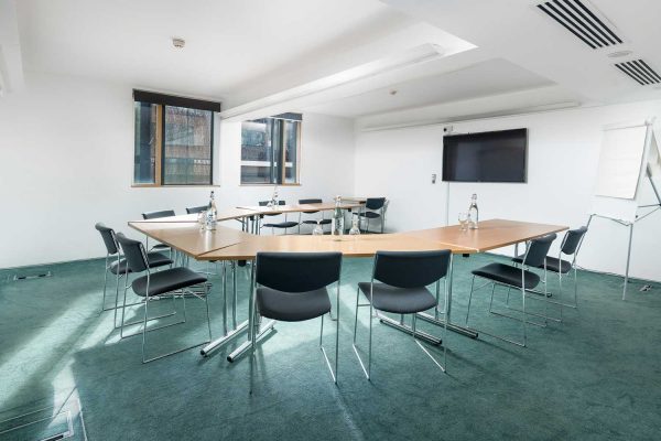 Oxford Conferences - Sloane Robinson Seminar Room - Keble College